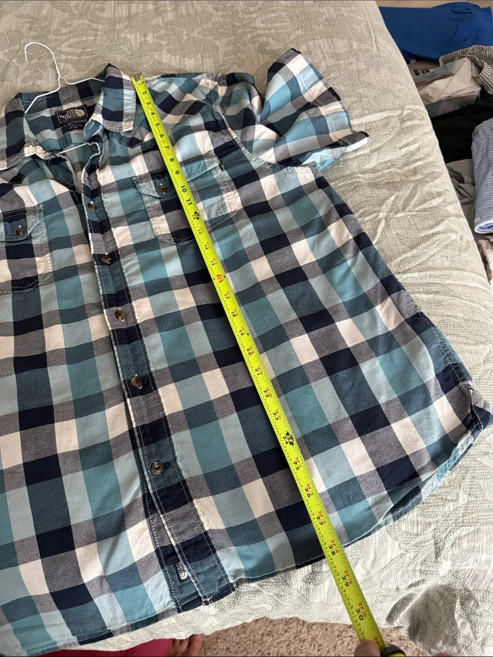 The North Face mens short sleeve shirt. XL.